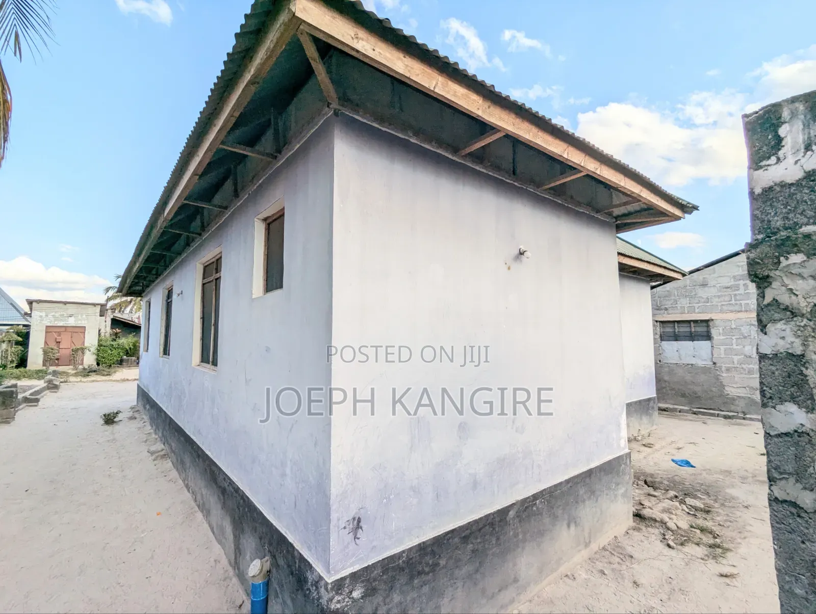 6bdrm House in Rada, Ukonga for sale