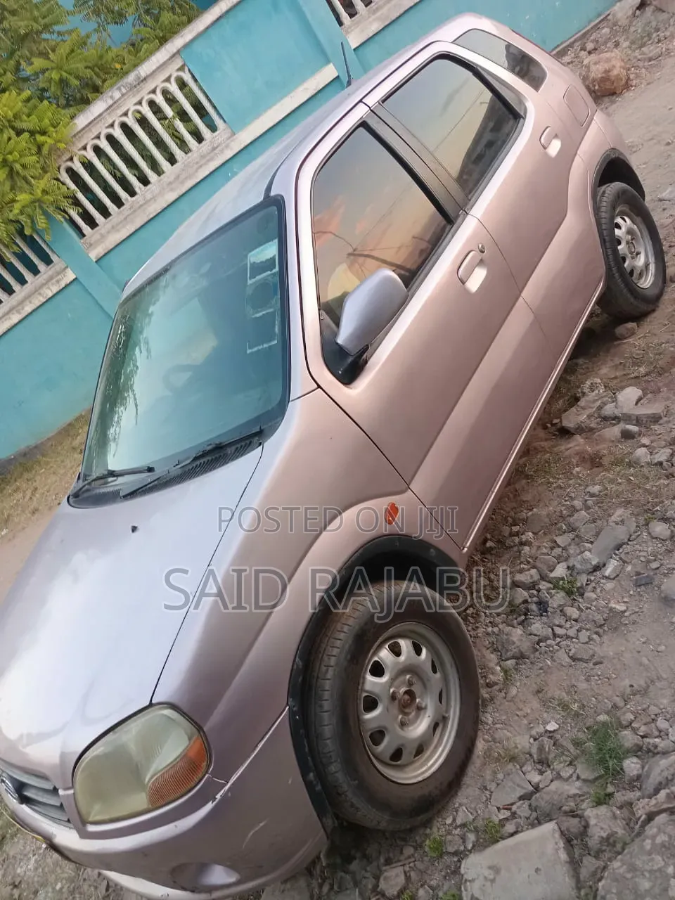 Suzuki Swift 2003 Gold