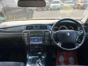 Toyota Crown 2005 Black