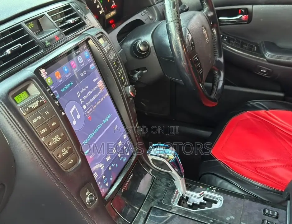 Toyota Crown 2006 Black