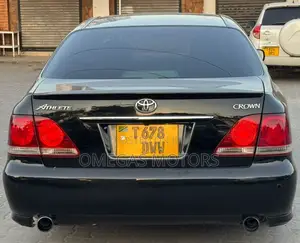 Toyota Crown 2006 Black