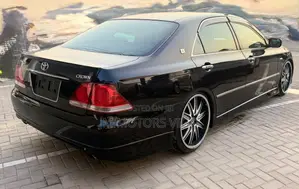 Toyota Crown 2005 Black
