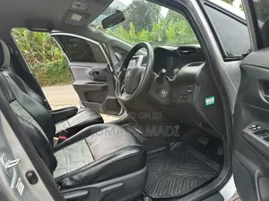 Toyota Wish 2010 Silver