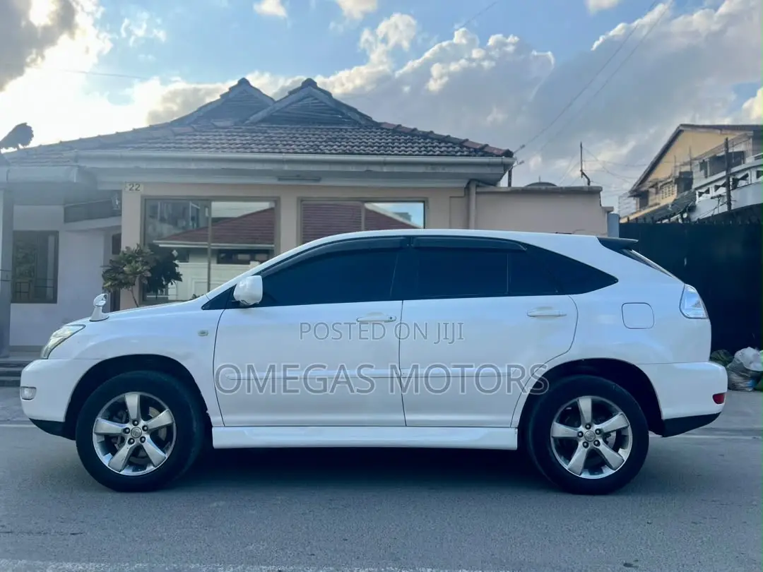 Toyota Harrier 3.0 V6 2004 Pearl