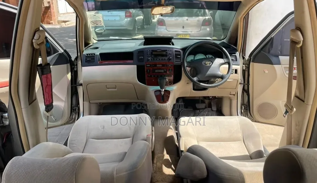 Toyota Corolla Spacio 2006 Silver