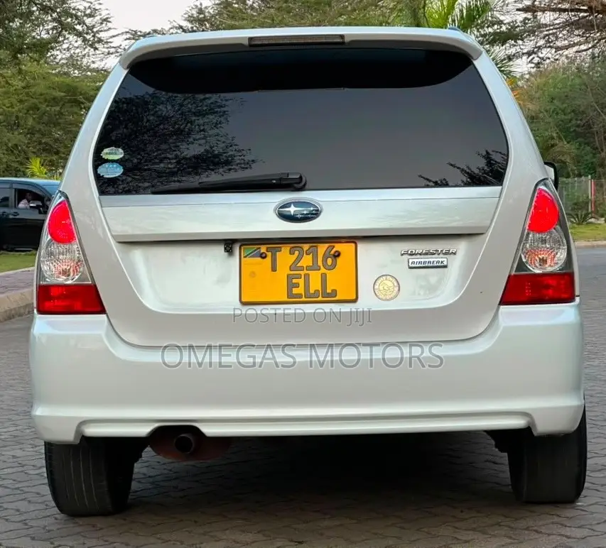 Subaru Forester 2005 White
