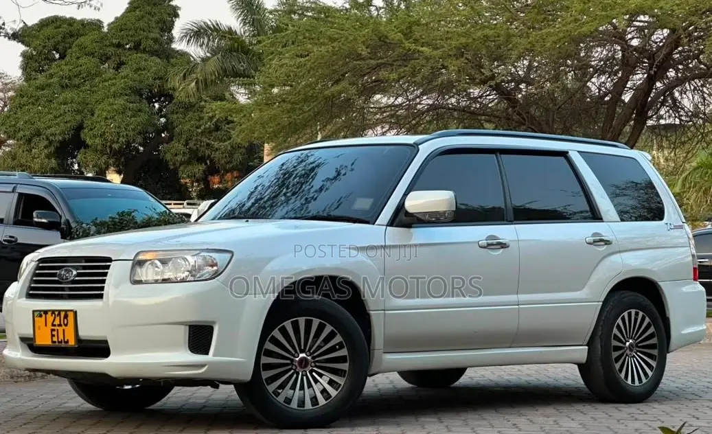 Subaru Forester 2005 White