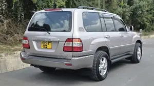 Toyota Land Cruiser 2000 Silver
