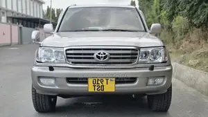 Toyota Land Cruiser 2000 Silver