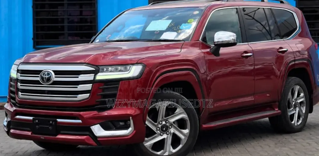 New Toyota Land Cruiser 2023 Red