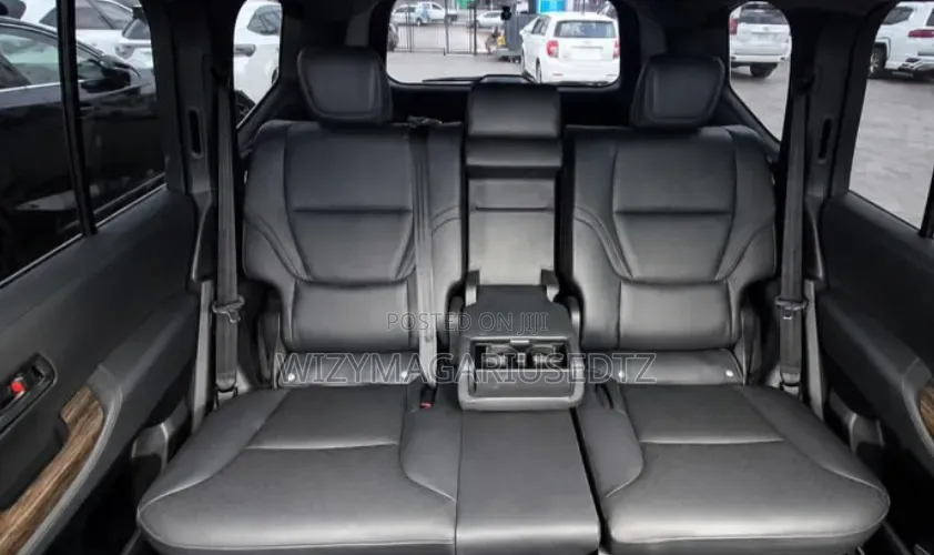New Toyota Land Cruiser 2023 Red