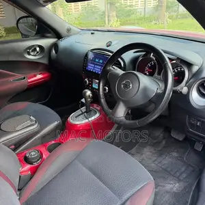 Nissan Juke 2011 Red