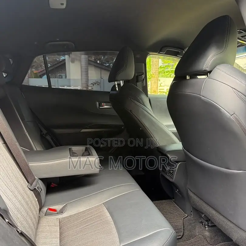 Toyota Harrier 2022 Black