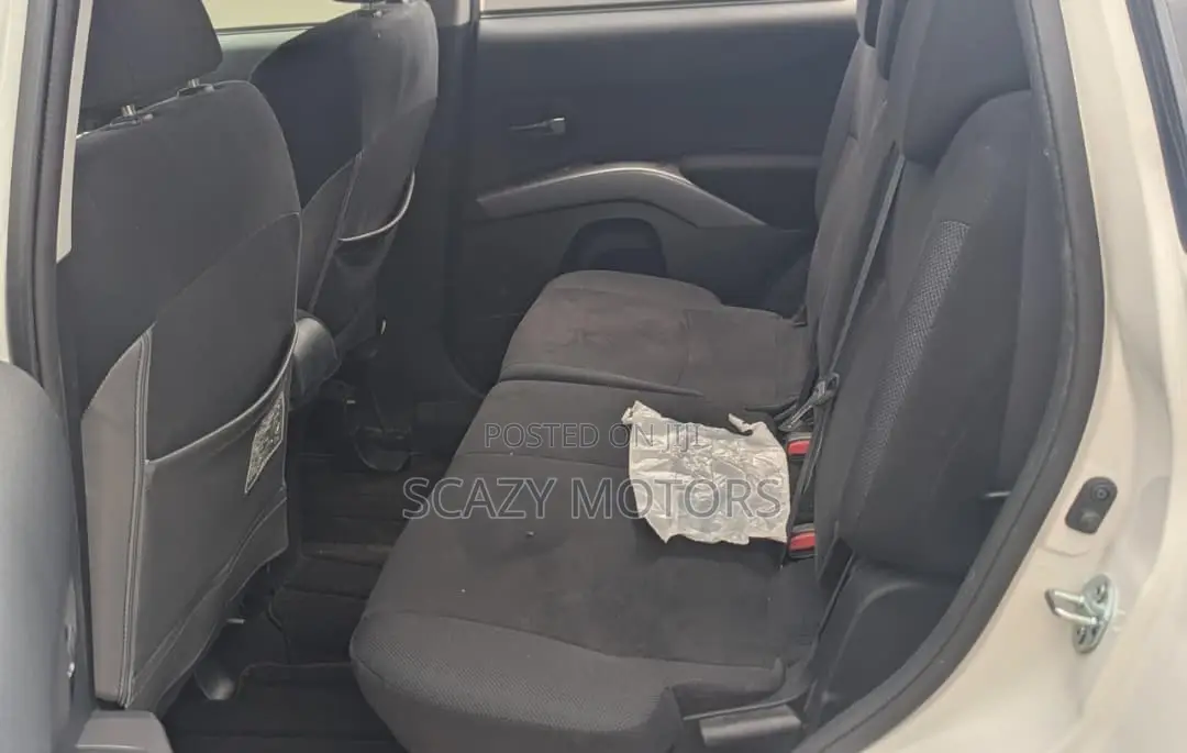 Mitsubishi Outlander 2009 White
