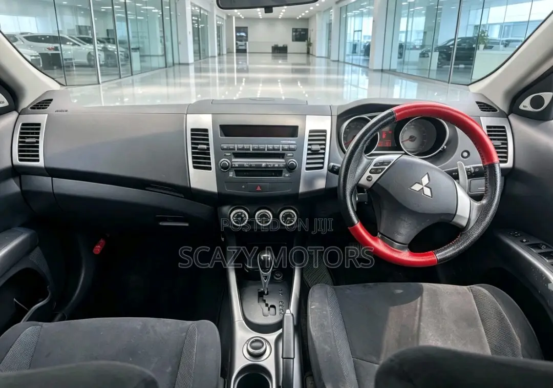 Mitsubishi Outlander 2009 White
