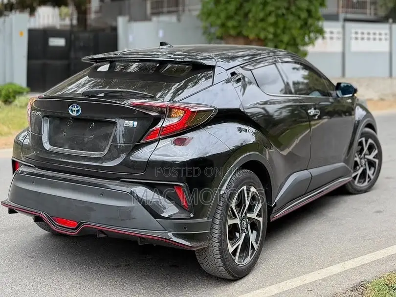 Toyota C-HR 2018 Black