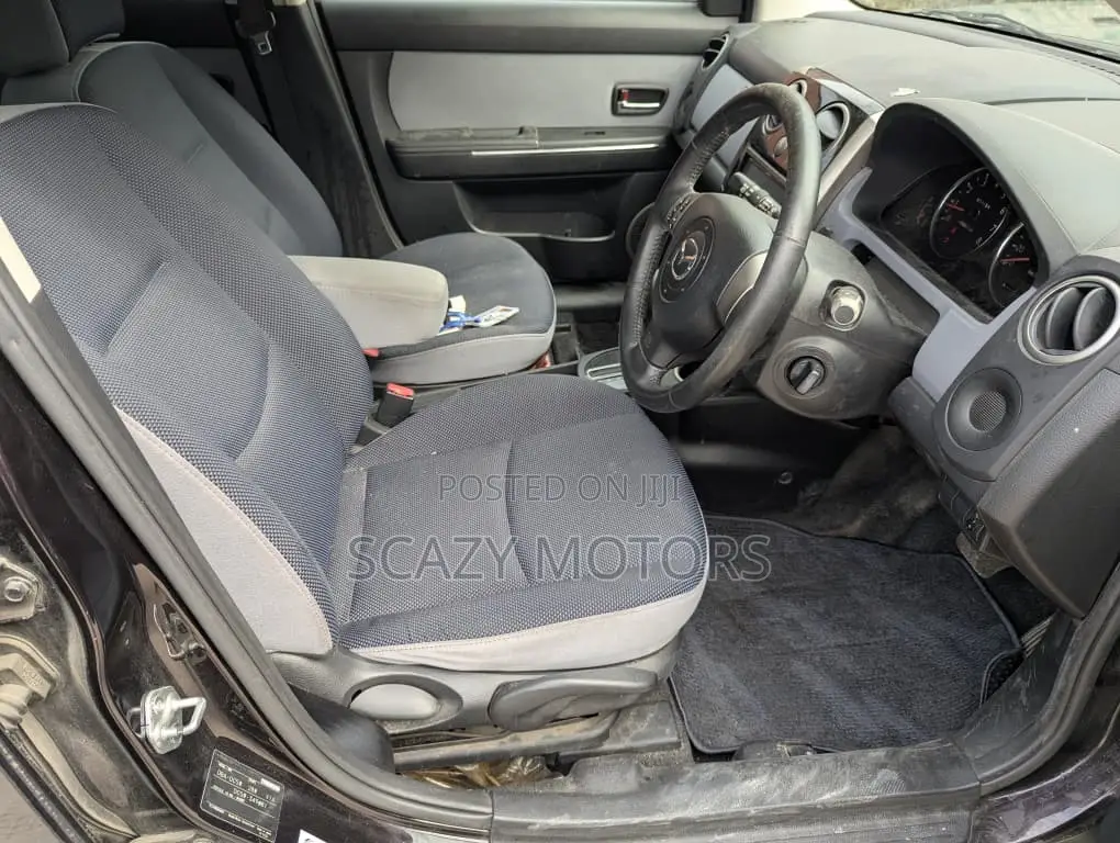 Mazda Verisa 2010 Black