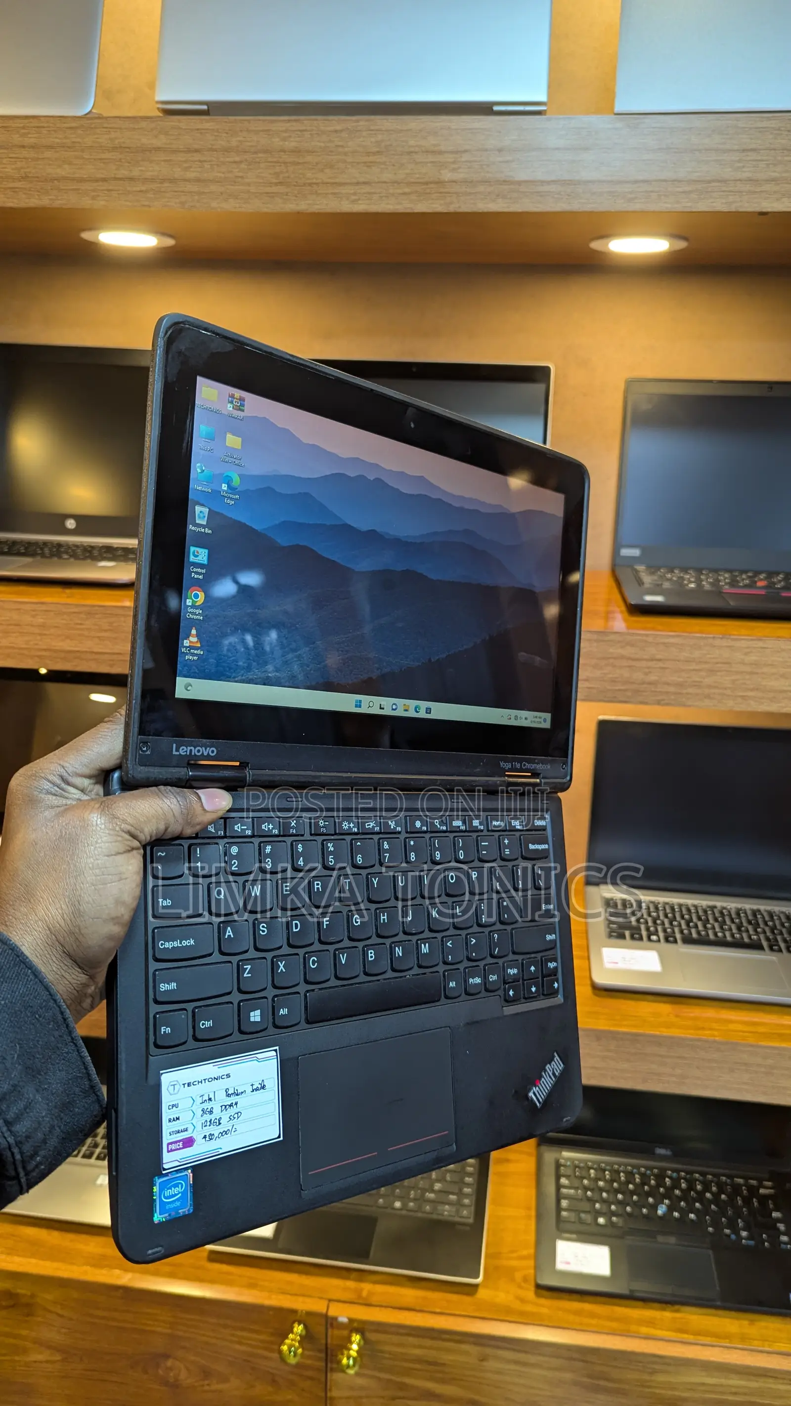 New Laptop Lenovo Yoga 11e 8GB Intel Celeron SSD 128GB