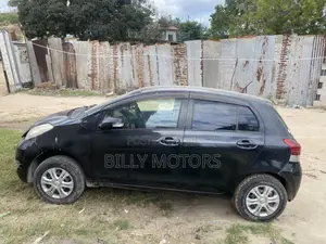 Toyota Vitz 2008 Black