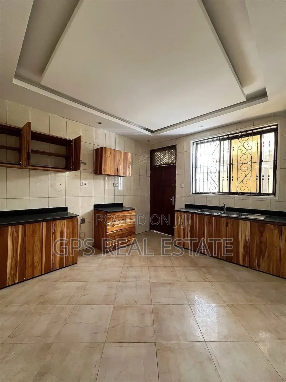 4bdrm Apartment in Mikocheni, Kinondoni for rent