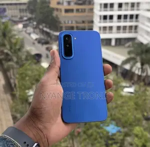 New Infinix Hot 70 128 GB Blue