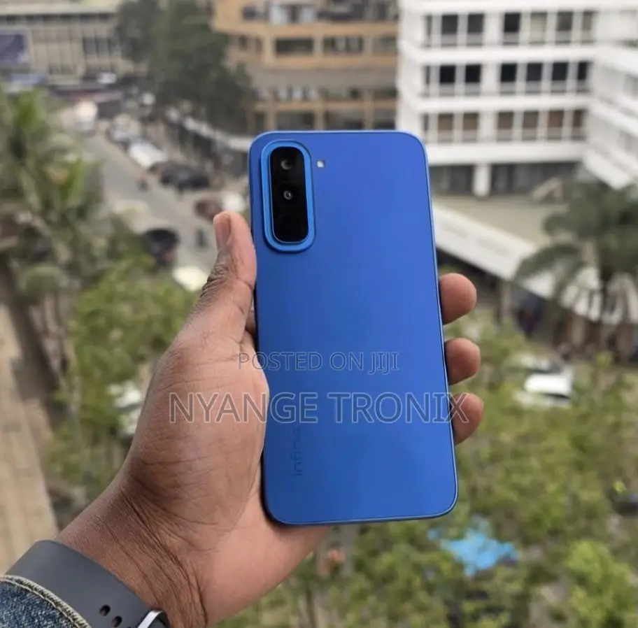 New Infinix Hot 70 128 GB Blue