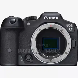Canon Eos R7 + Rf-S 18-150mm F/3.5-6.3 Is STM