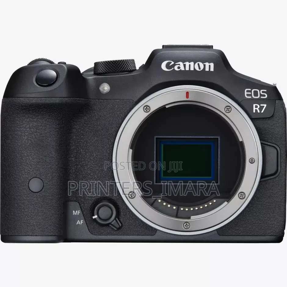 Canon Eos R7 + Rf-S 18-150mm F/3.5-6.3 Is STM