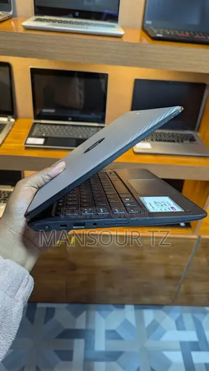 New Laptop HP Probook 11 EE G1 4GB Intel Core i3 SSD 128GB