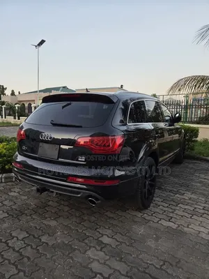 Audi Q7 2011 Black
