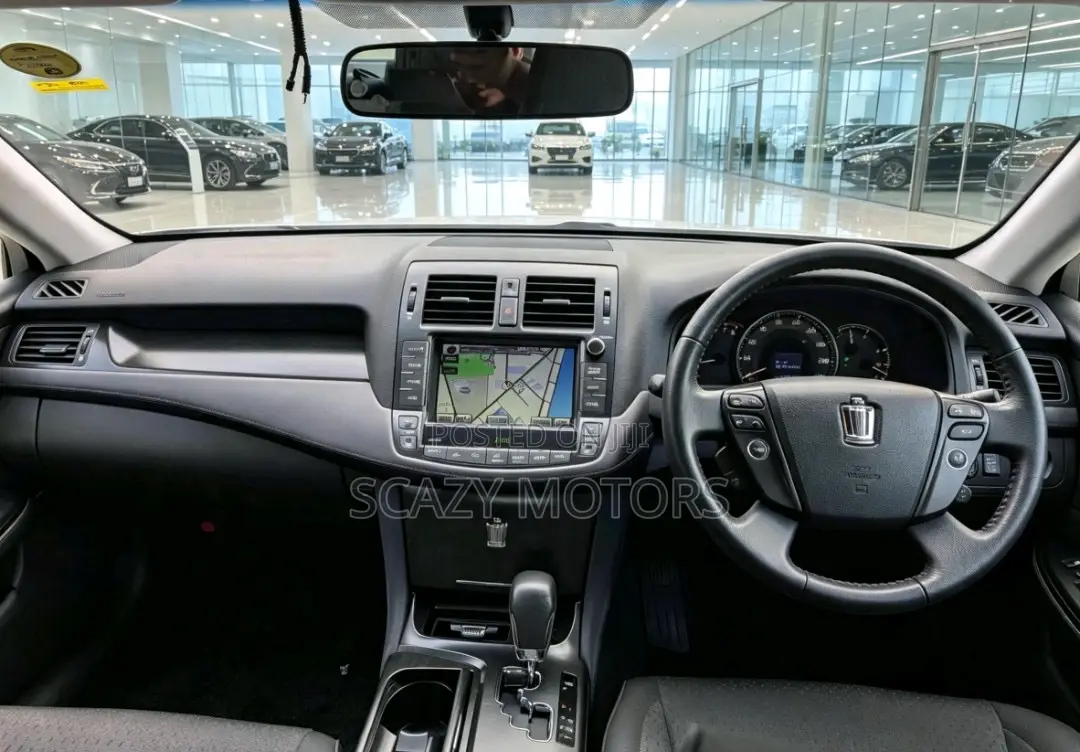 Toyota Crown 2008 White
