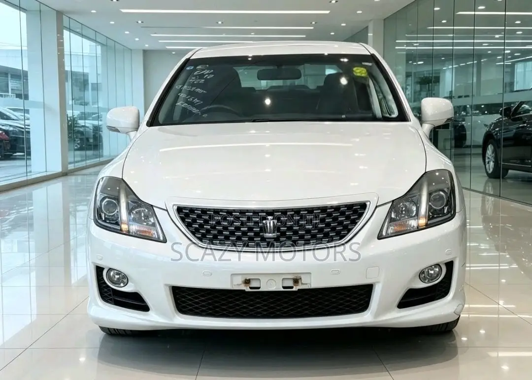 Toyota Crown 2008 White