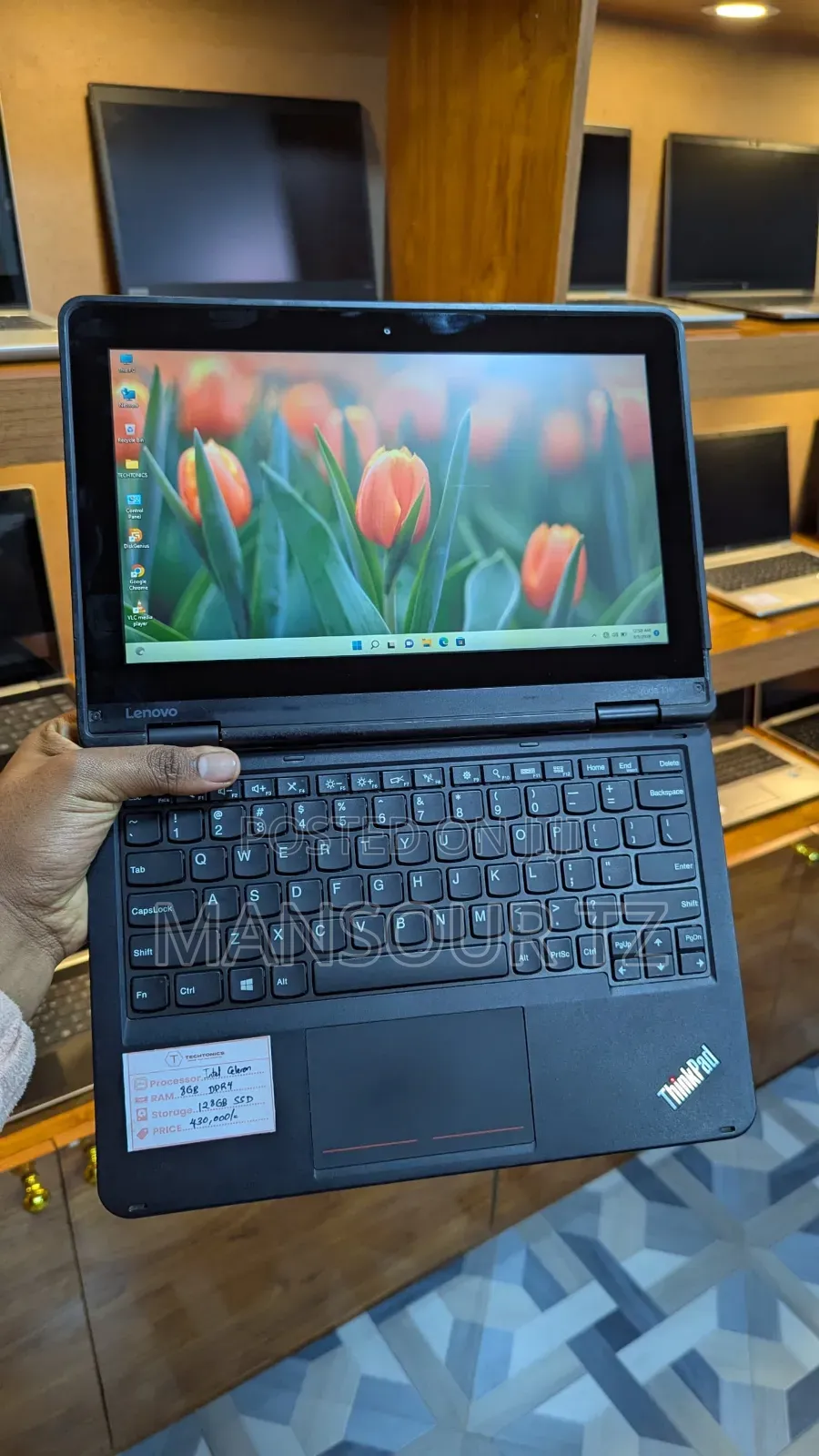 New Laptop Lenovo Yoga 11e 8GB Intel Core i3 SSD 128GB