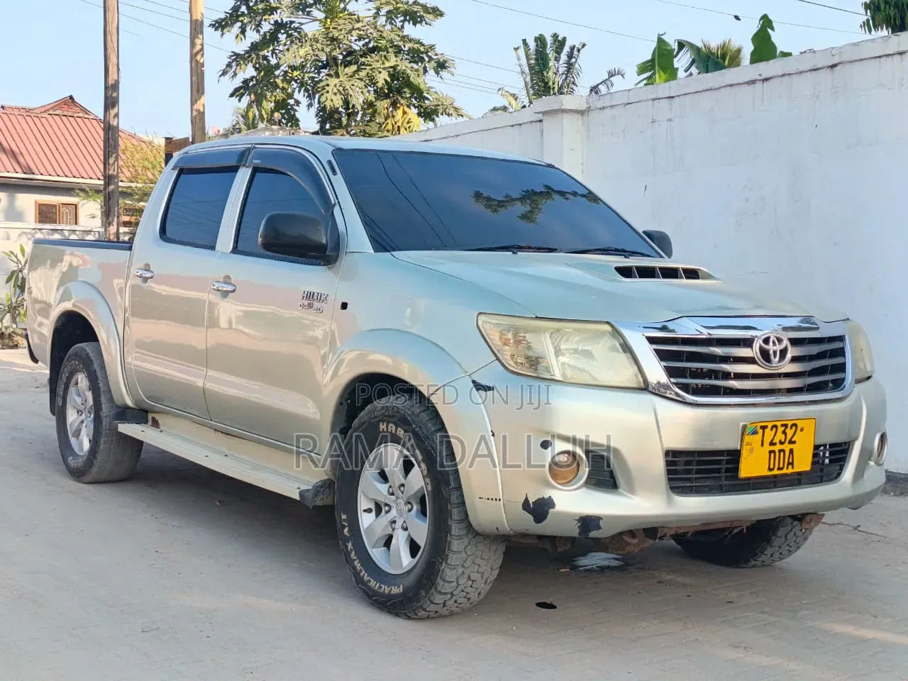 Toyota Hilux 2004 Silver