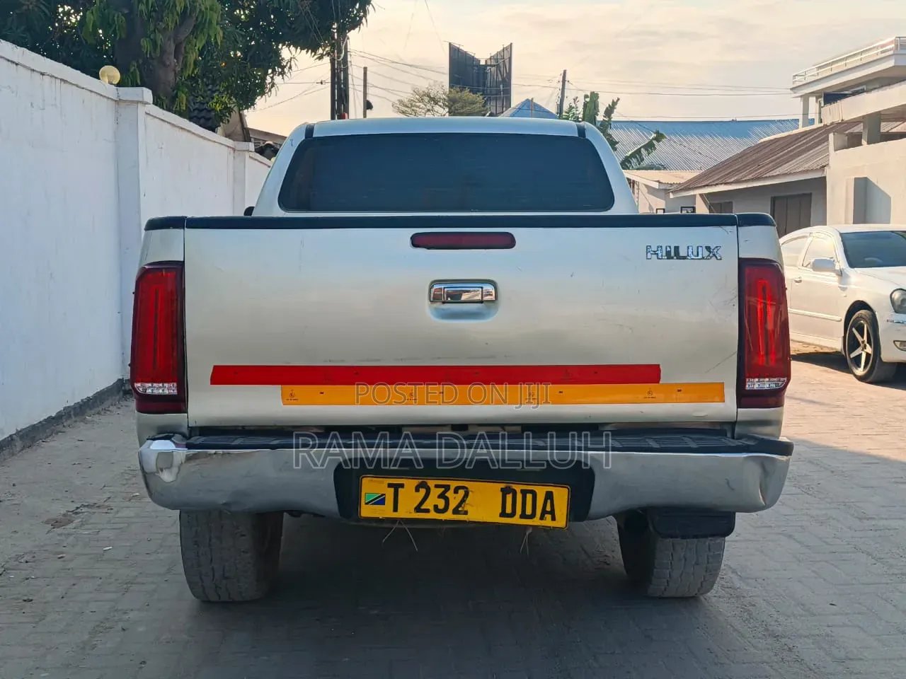 Toyota Hilux 2004 Silver