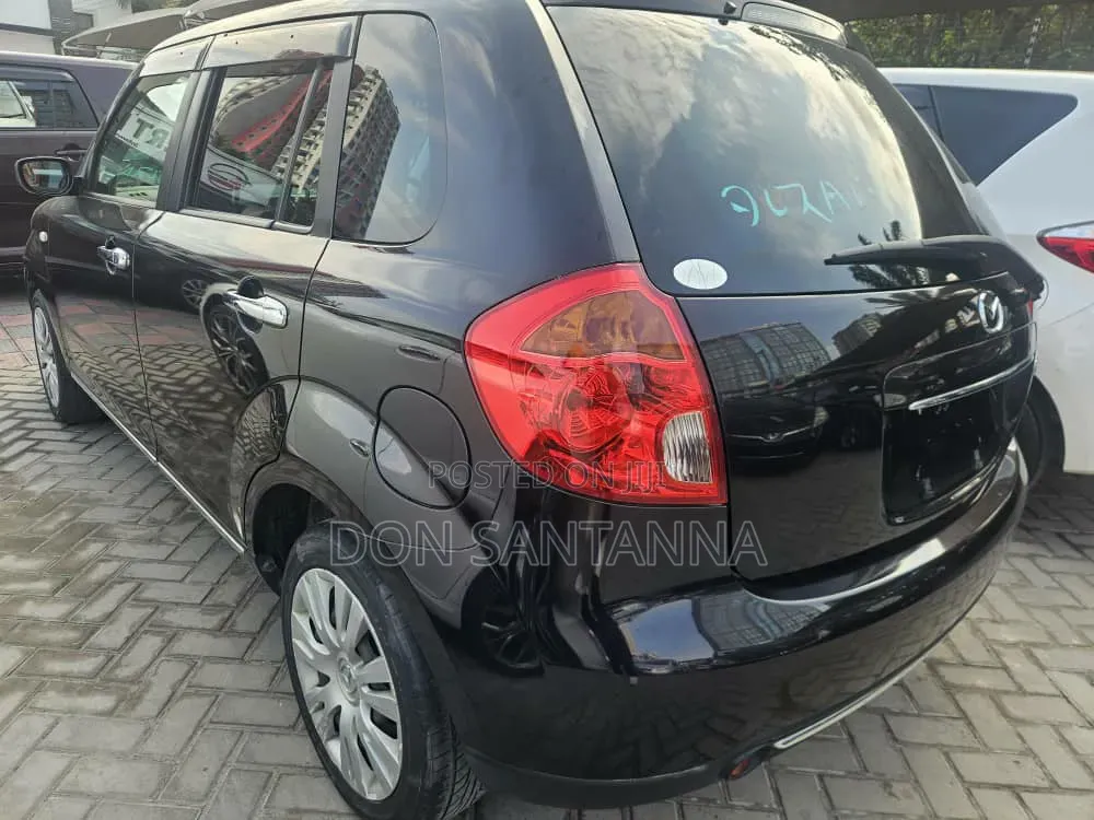 Mazda Verisa 2013 Black