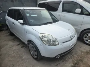 Mazda Verisa 2010 White