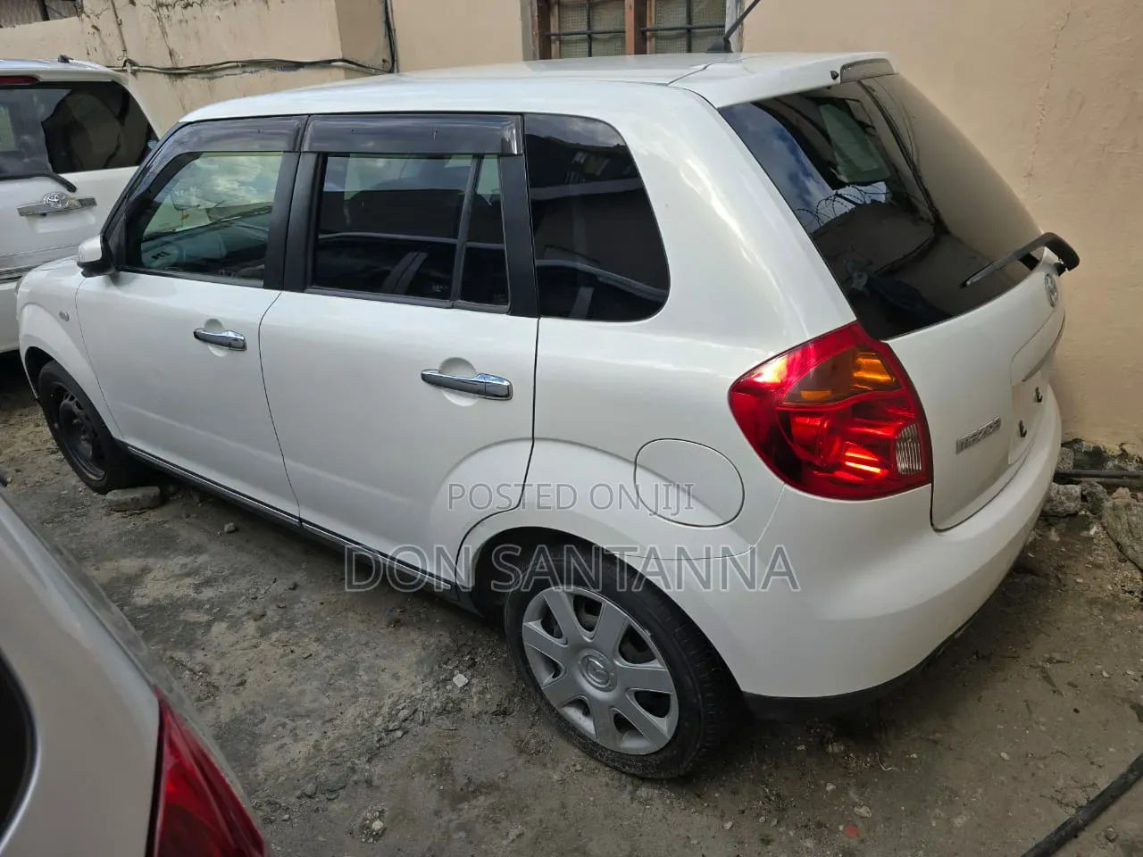Mazda Verisa 2010 White