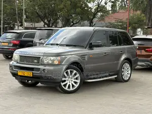 Land Rover Range Rover Sport HSE 4x4 (4.4L 8cyl 6A) 2007 Gray