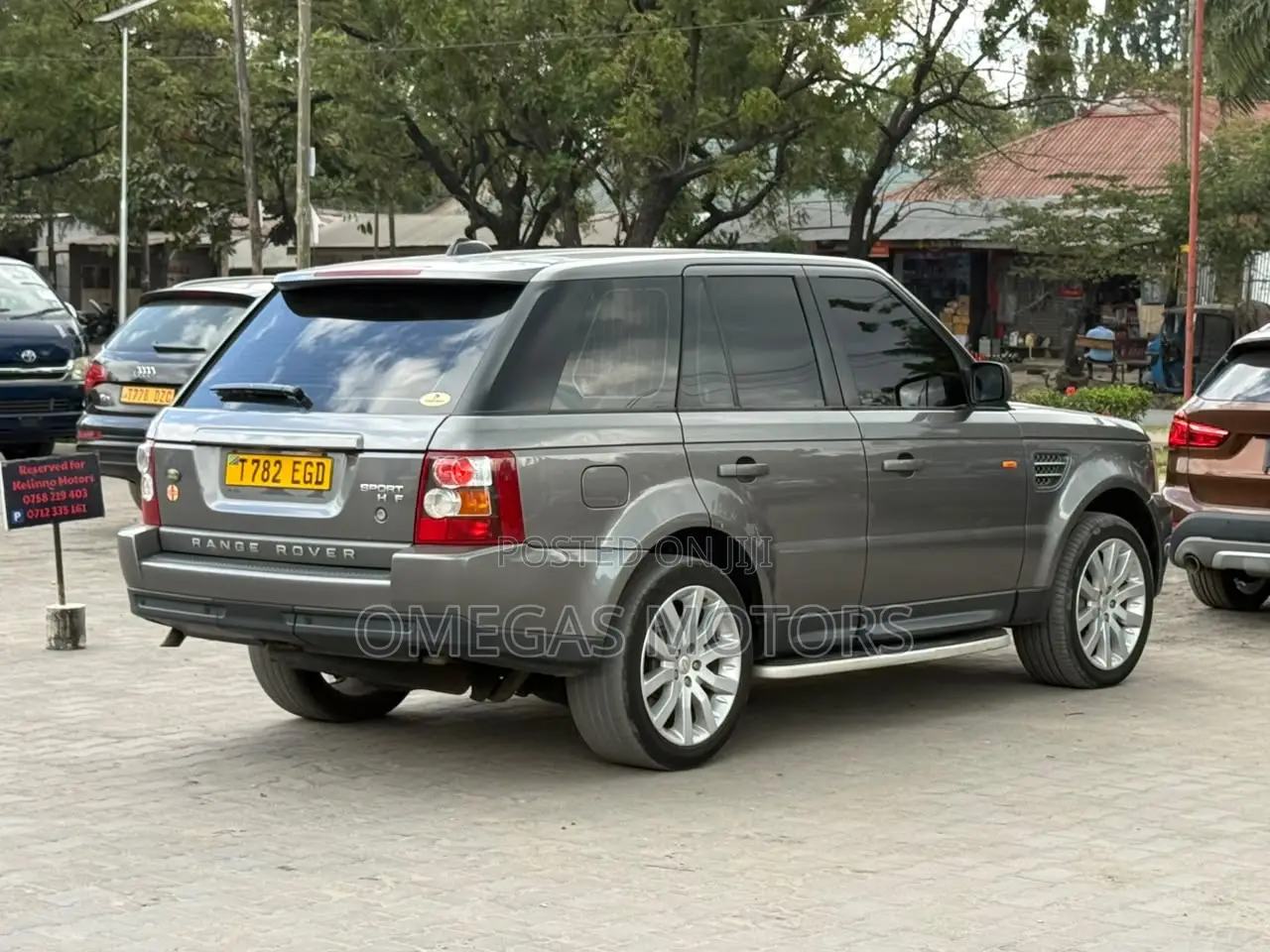 Land Rover Range Rover Sport HSE 4x4 (4.4L 8cyl 6A) 2007 Gray