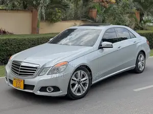Mercedes-Benz E350 Base 4dr Sedan RWD (3.5L 6cyl 7A) 2012 Silver