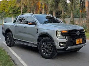 Ford Ranger Wildtrak 2023 Silver