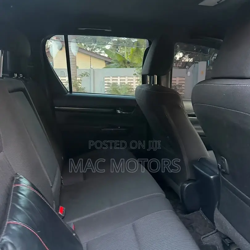 Toyota Hilux Revo Double Cab Deisel 2.4 AWD 2019 Black