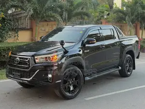 Toyota Hilux Revo Double Cab Deisel 2.4 AWD 2019 Black