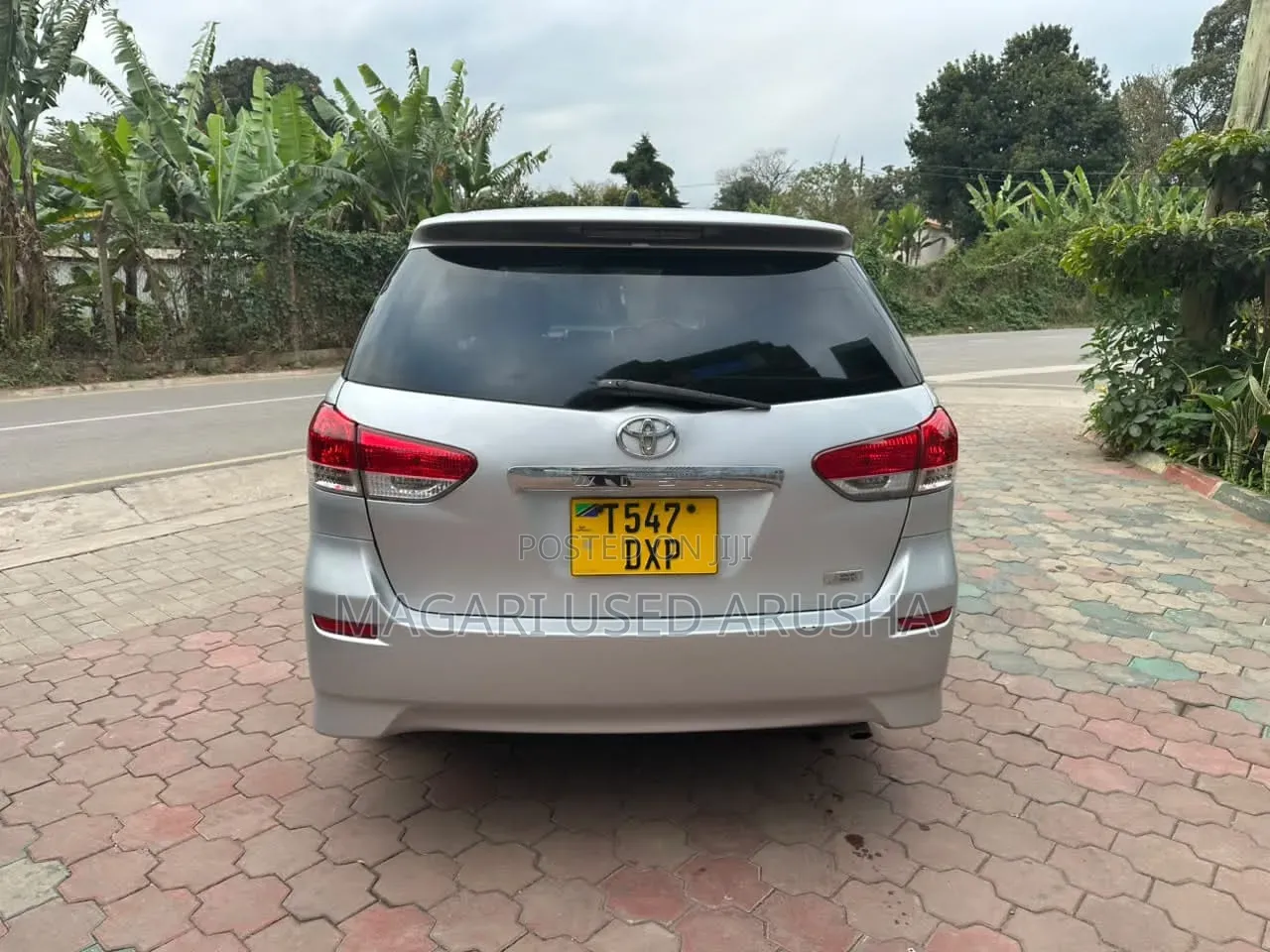 Toyota Wish 2010 Silver