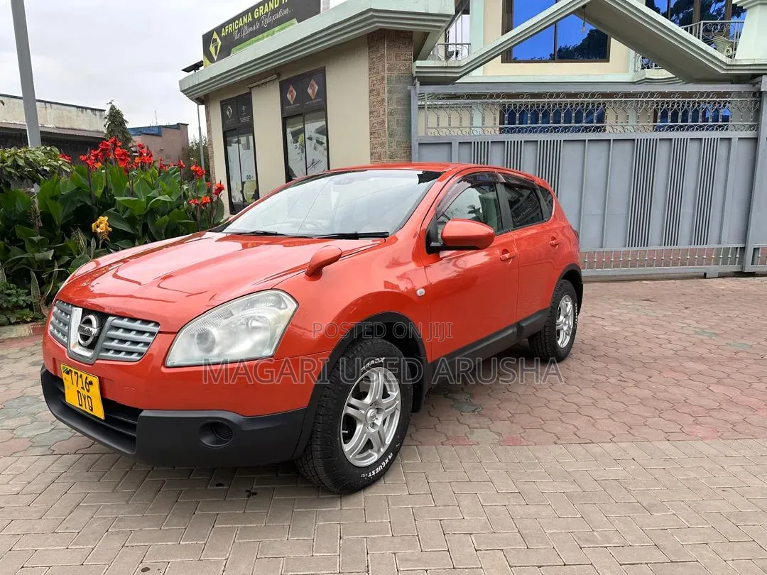 Nissan Dualis 2009 Orange