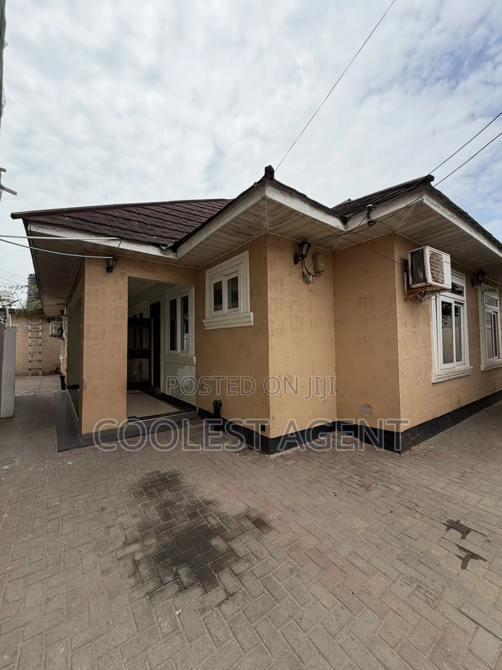 3bdrm House in Coolest Estate, Kinondoni for rent
