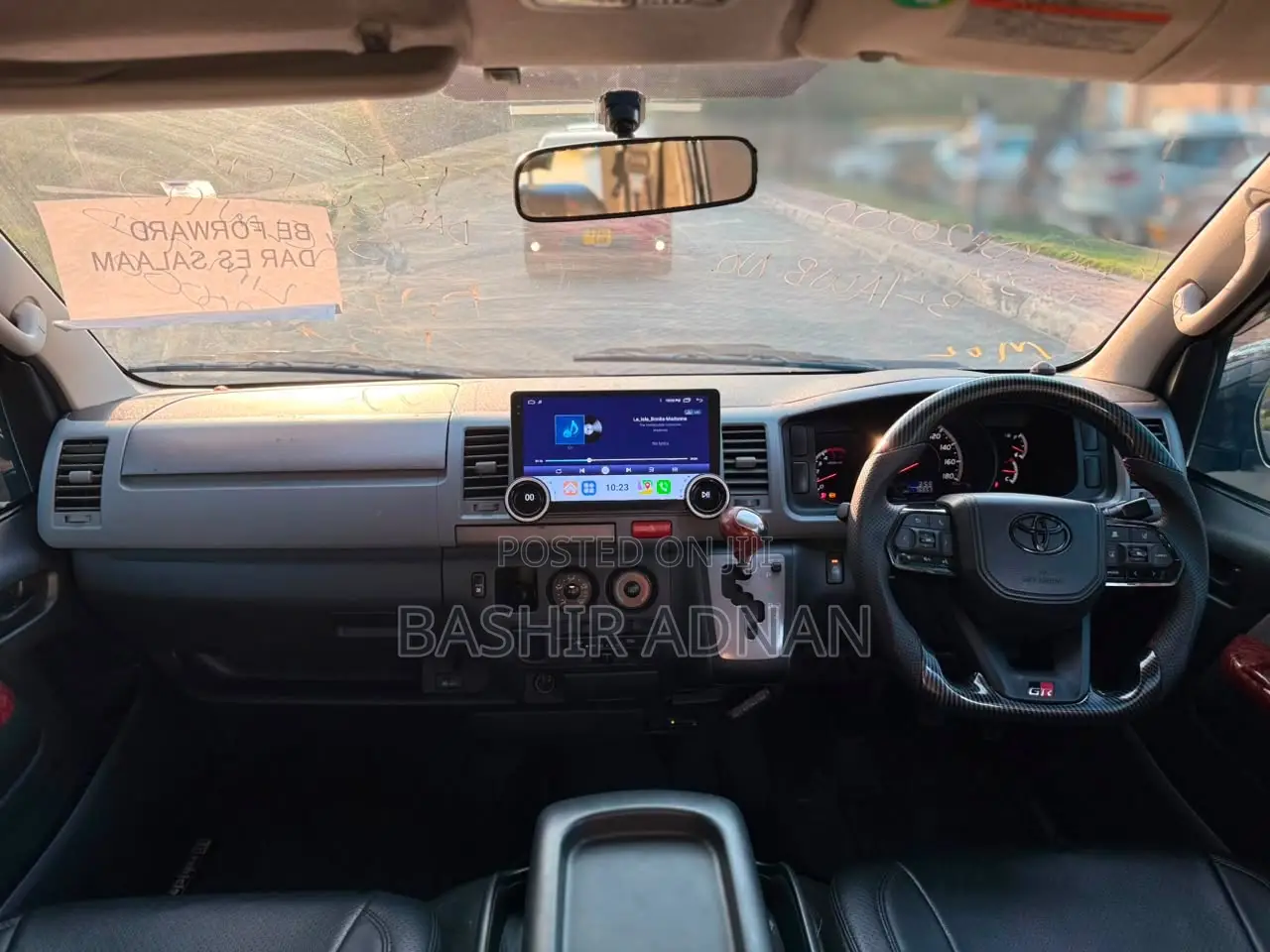 Toyota HiAce 2005 Grey