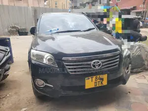 Toyota Vanguard 2011 Black
