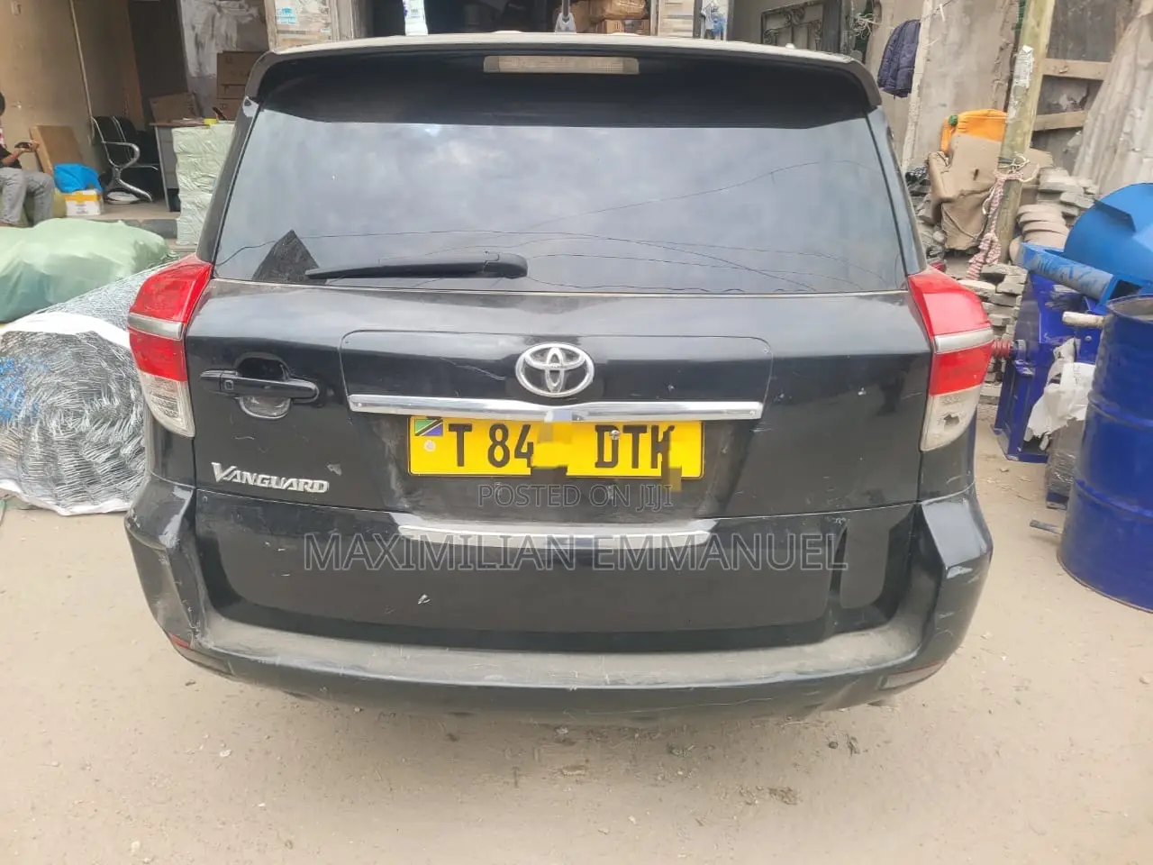 Toyota Vanguard 2011 Black
